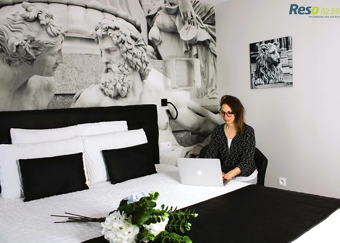 Studios Design By Les Bethunoises